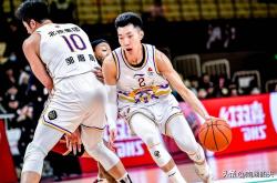 开云体育中国-湖南男篮不敌深圳，季后赛形势严峻