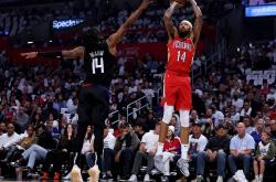 开云体育入口-包含罚球点上演绝技！球队顺利晋级下一轮的词条