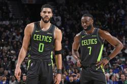 开云下载-凯尔特人客场一险胜，赢下和超星队紧咬比分的简单介绍