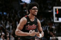 开云体育在线-开拓者客场惊险战胜公牛，取得三连胜