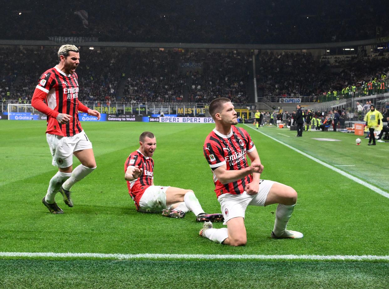 意大利击败荷兰晋级男足决赛 意大利击败荷兰晋级男足决赛