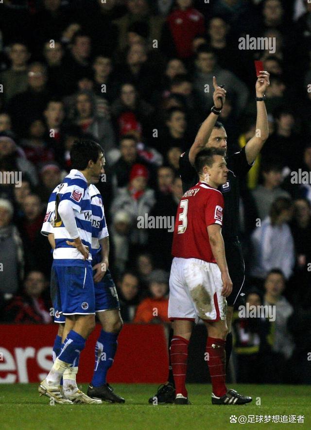包含看点不断,球场上的较量引人入胜,精彩纷呈的词条 包含看点不断,球场上的较量引人入胜,精彩纷呈的词条